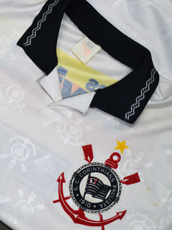 Corinthians 1995 - Tam M